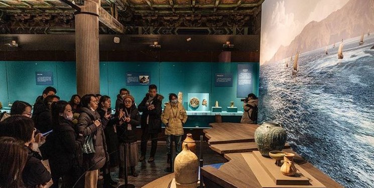 استقبال مردم چین از نمایشگاه «شکوه ایران باستان»